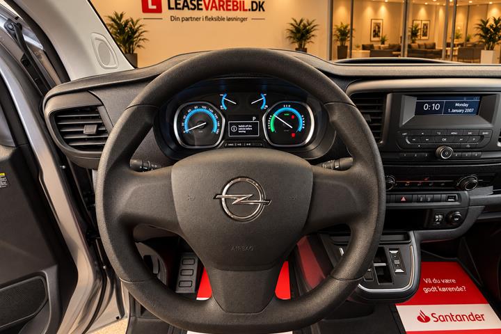Grå Opel Vivaro-e fra 2025