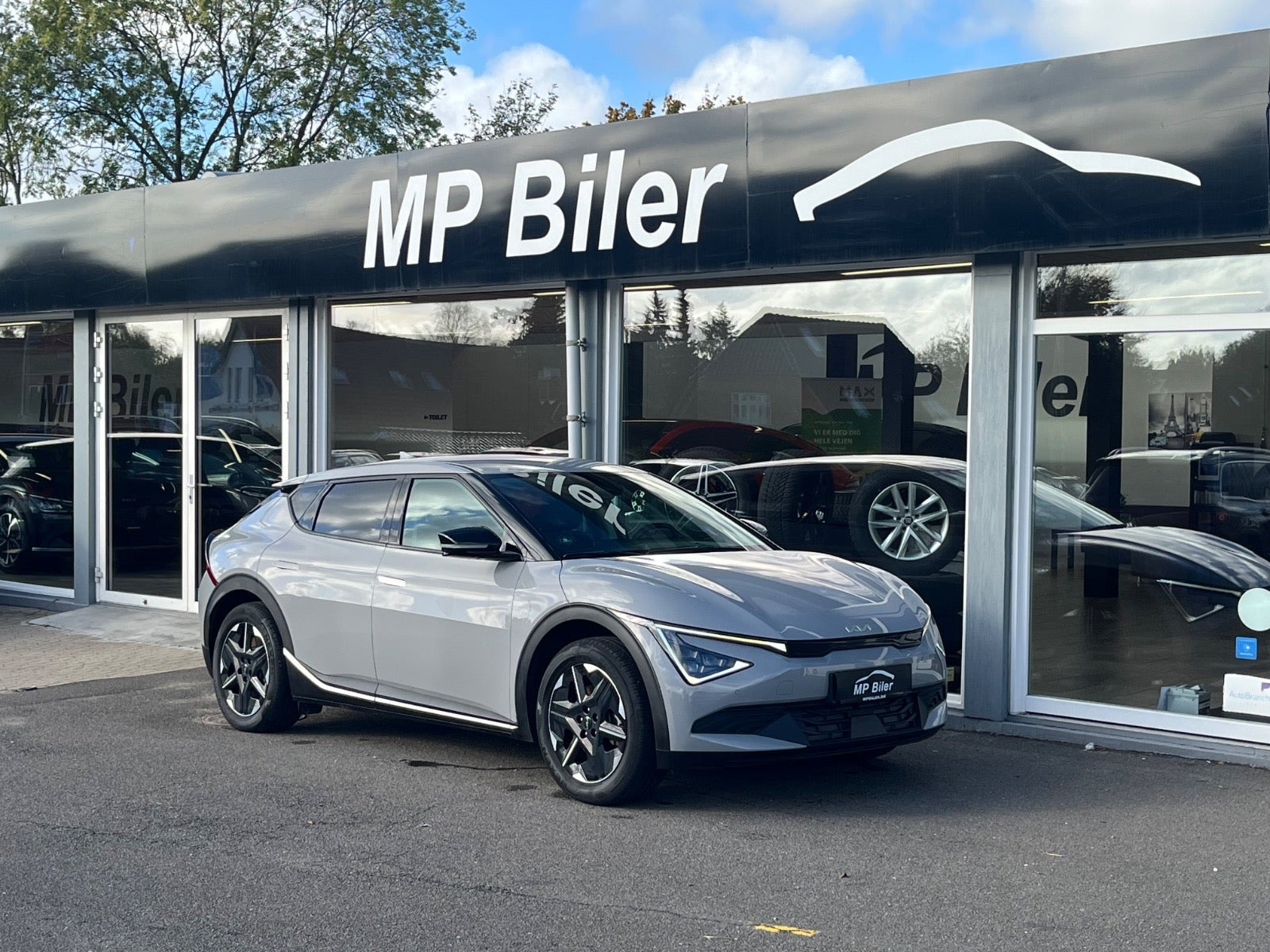 Grå Kia EV6 fra 2025