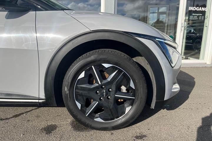 Grå Kia EV6 fra 2025