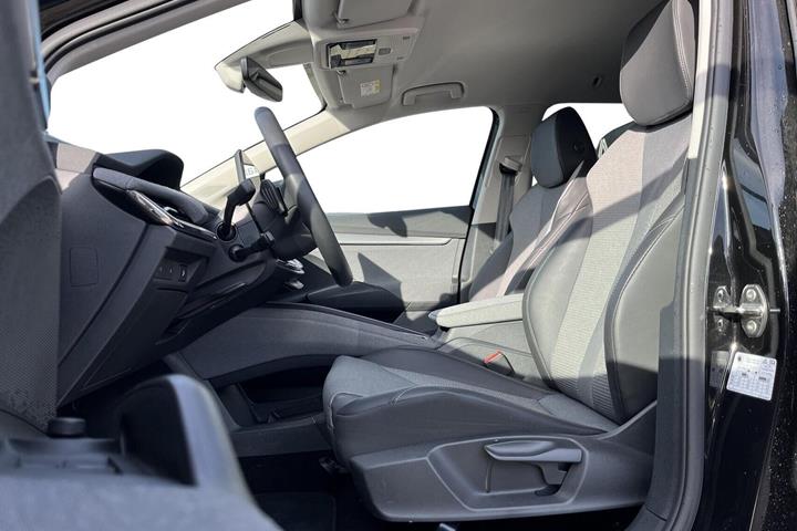 Sort Skoda Enyaq fra 2025
