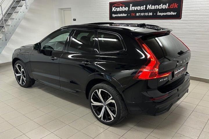 Sort Volvo XC60 fra 2021