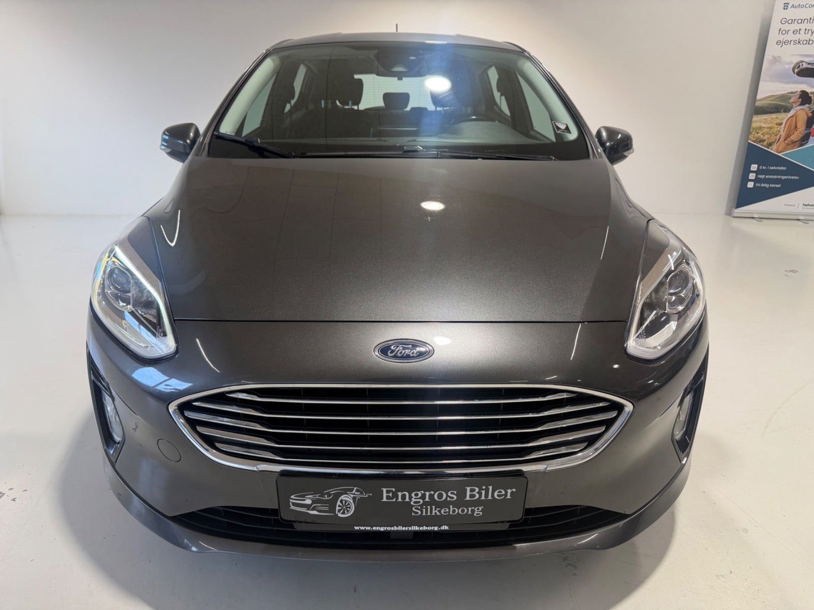 Grå Ford Fiesta fra 2017
