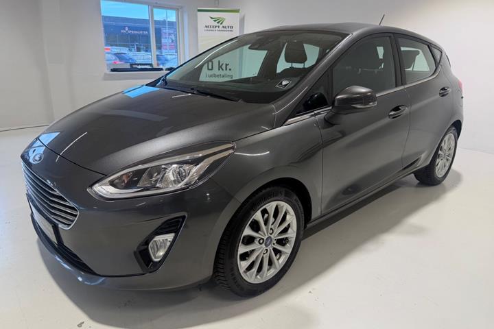 Grå Ford Fiesta fra 2017