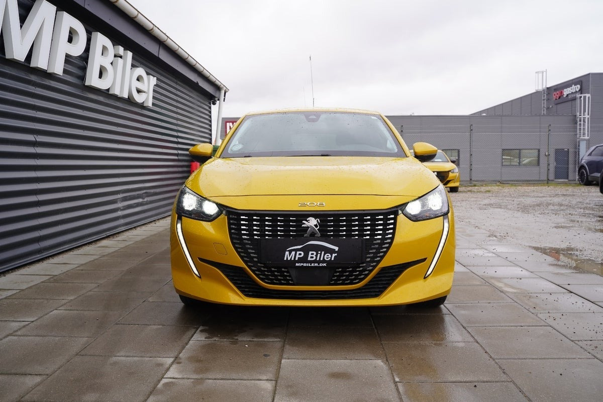 Gul Peugeot 208 fra 2021