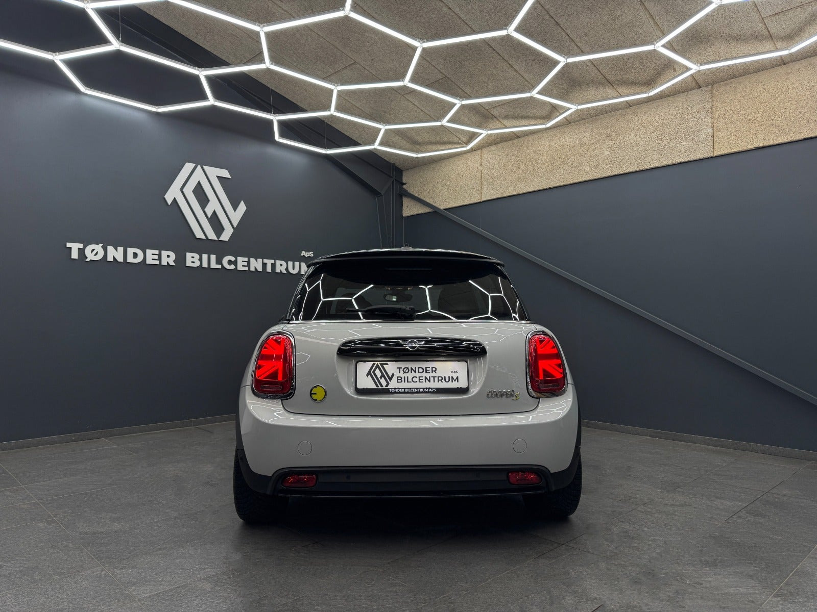 Grå Mini Cooper SE fra 2021