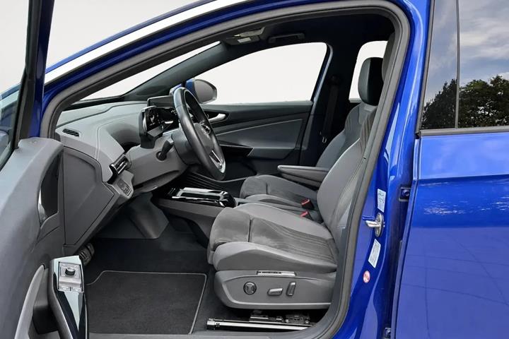Blå VW ID.5 fra 2023