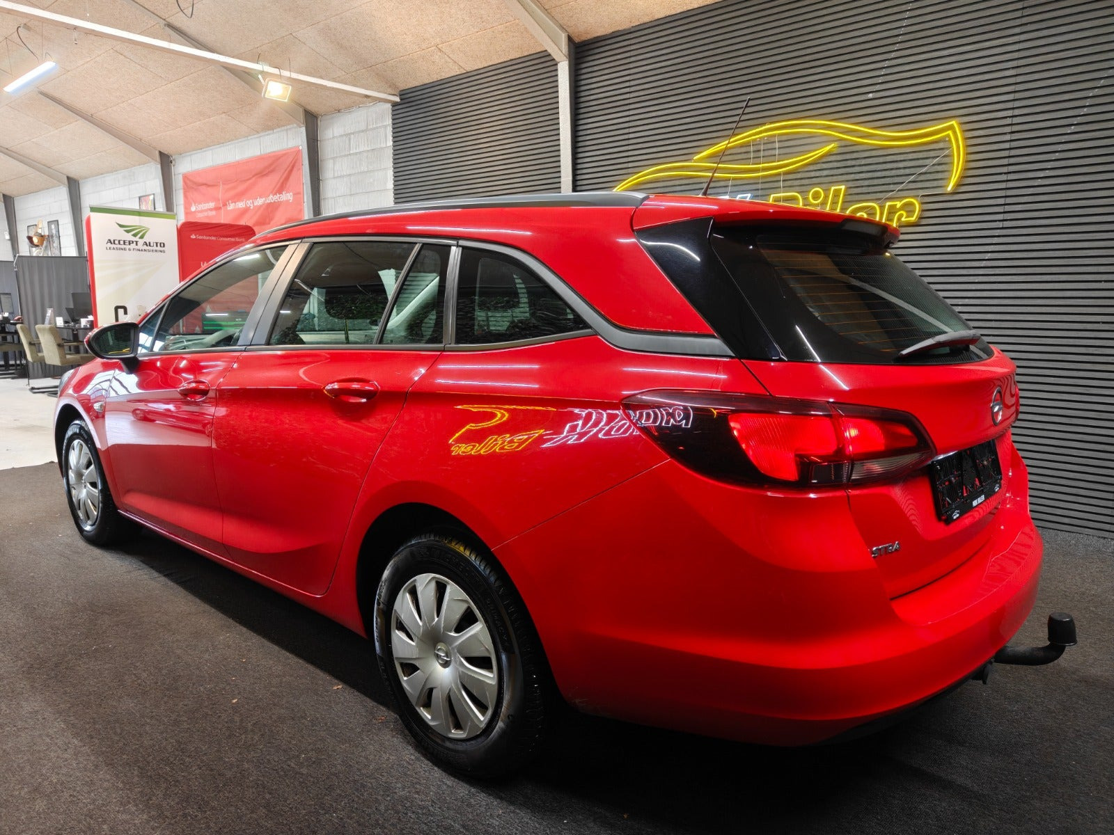 undefined Opel Astra fra 2016