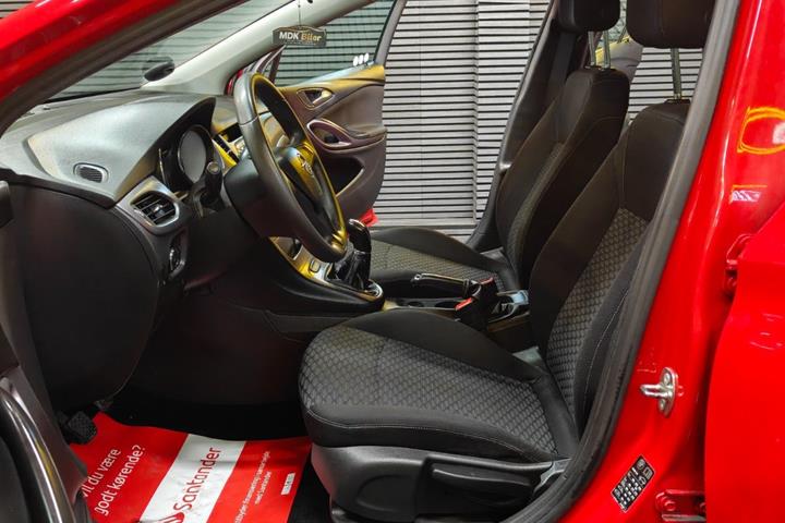 undefined Opel Astra fra 2016