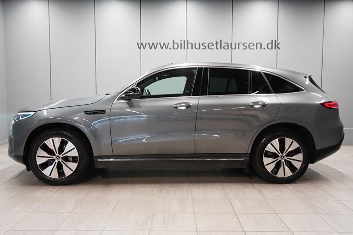 Grå Mercedes EQC400 fra 2023