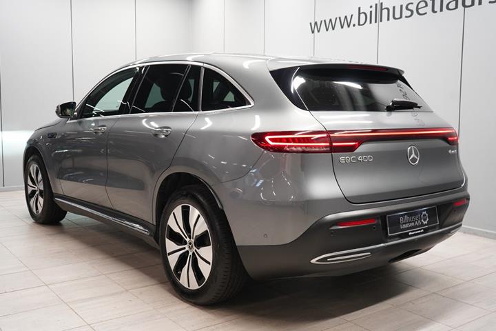 Grå Mercedes EQC400 fra 2023