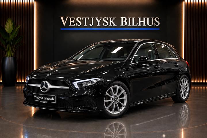 Sort Mercedes A180 d fra 2018