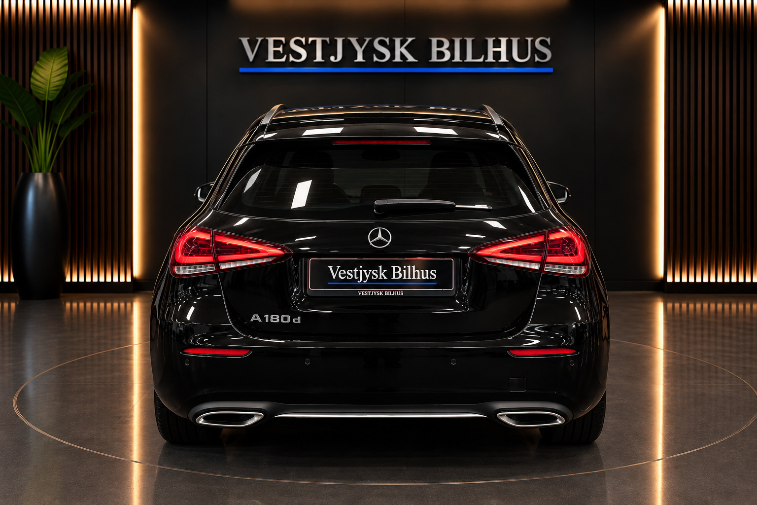 Sort Mercedes A180 d fra 2018