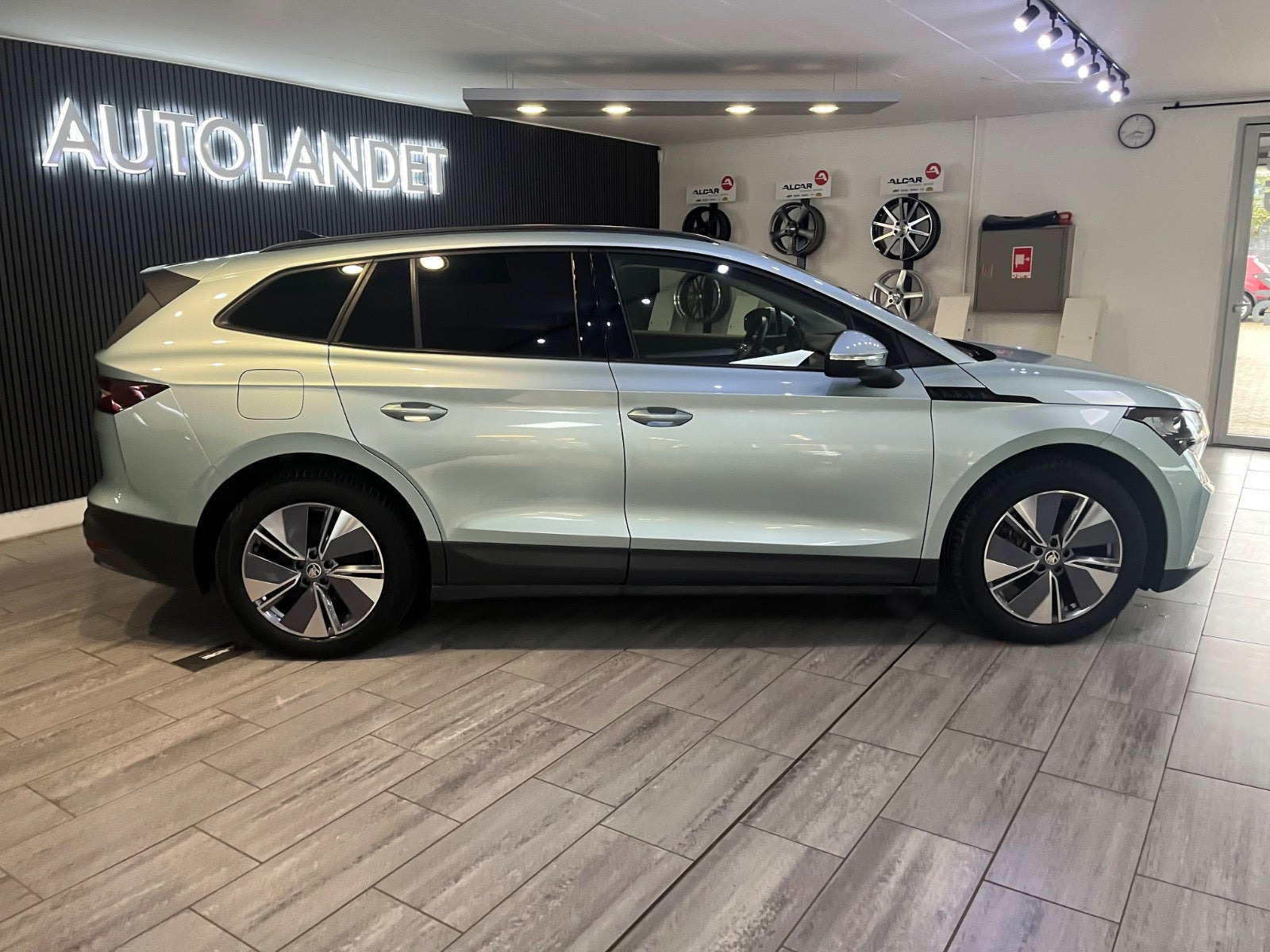 Grøn Skoda Enyaq fra 2021