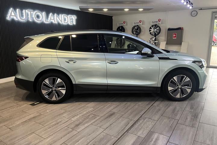 Grøn Skoda Enyaq fra 2021