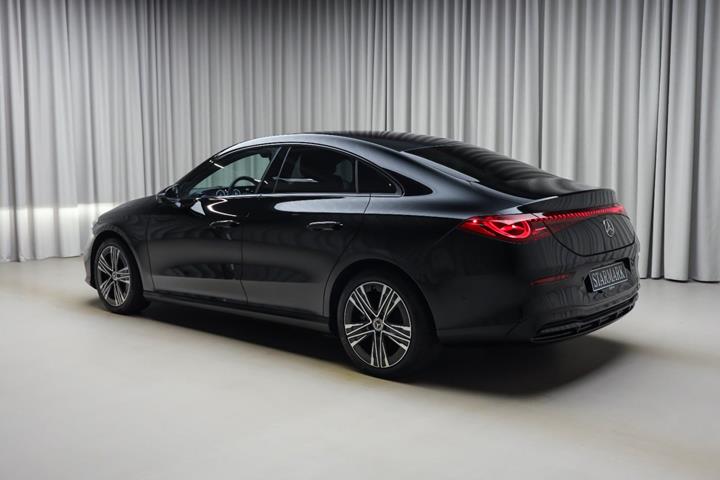 Sort Mercedes CLA200 fra 2026
