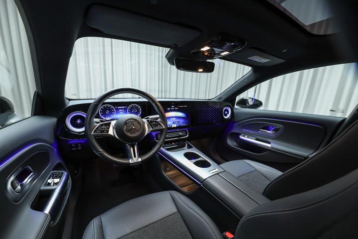 Sort Mercedes CLA200 fra 2026