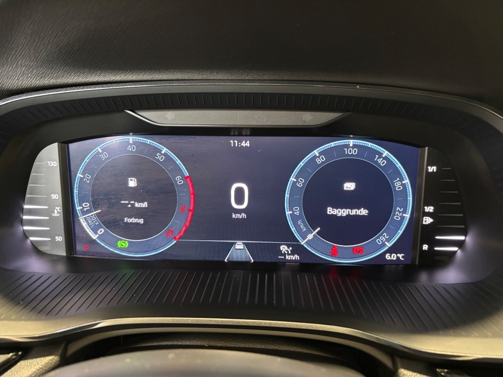 Hvid Skoda Octavia fra 2022