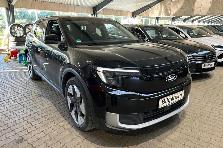 Sort Ford Explorer fra 2025