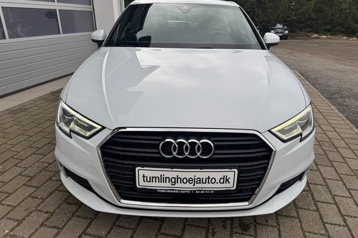 Hvid Audi A3 fra 2018