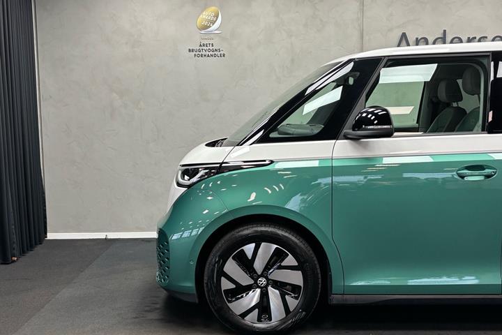 Grøn VW ID.Buzz fra 2024