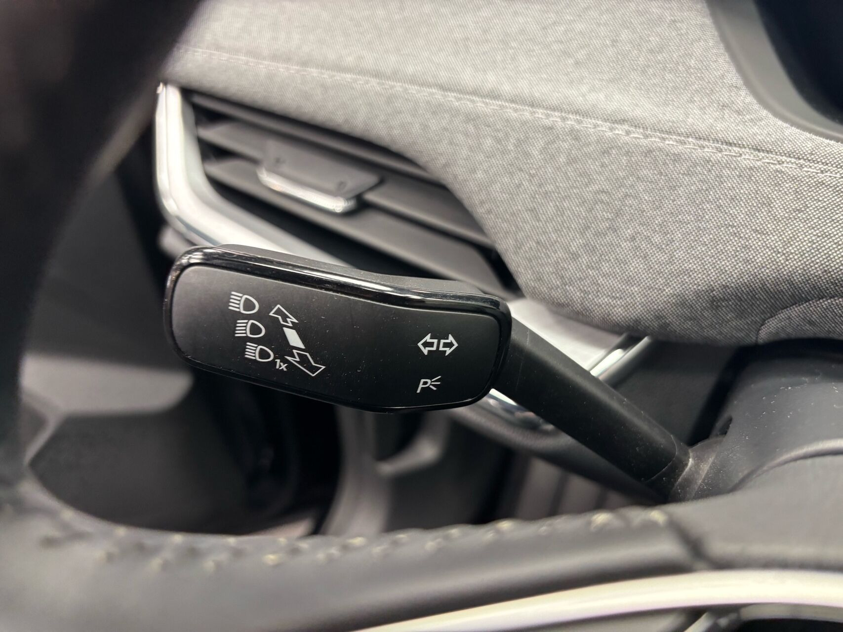 Sort Skoda Enyaq fra 2024