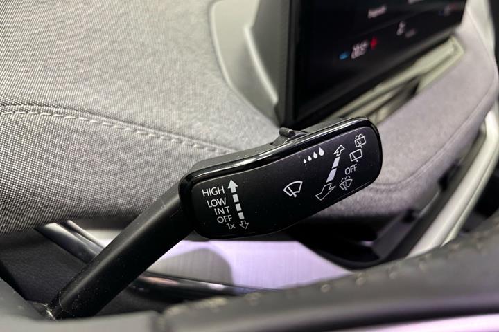 Sort Skoda Enyaq fra 2024