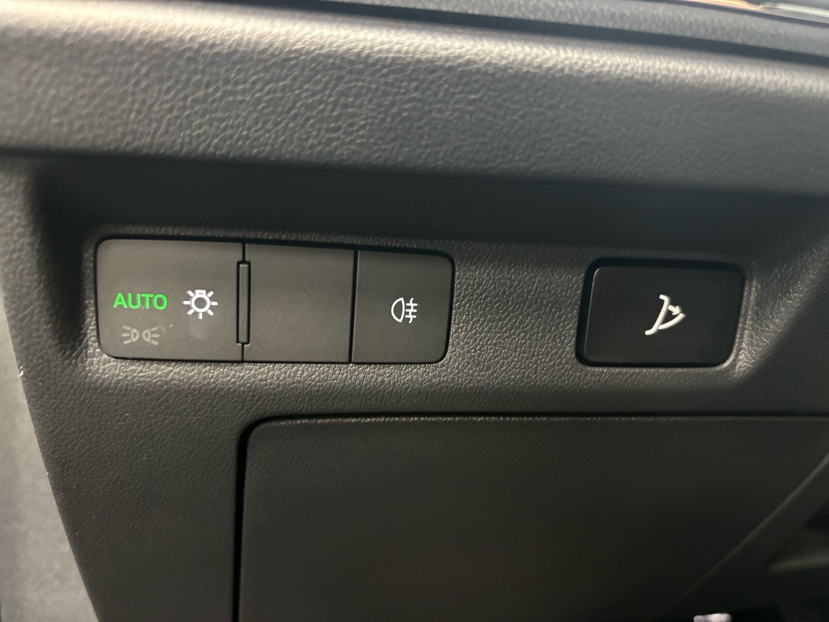 Sort Skoda Enyaq fra 2024