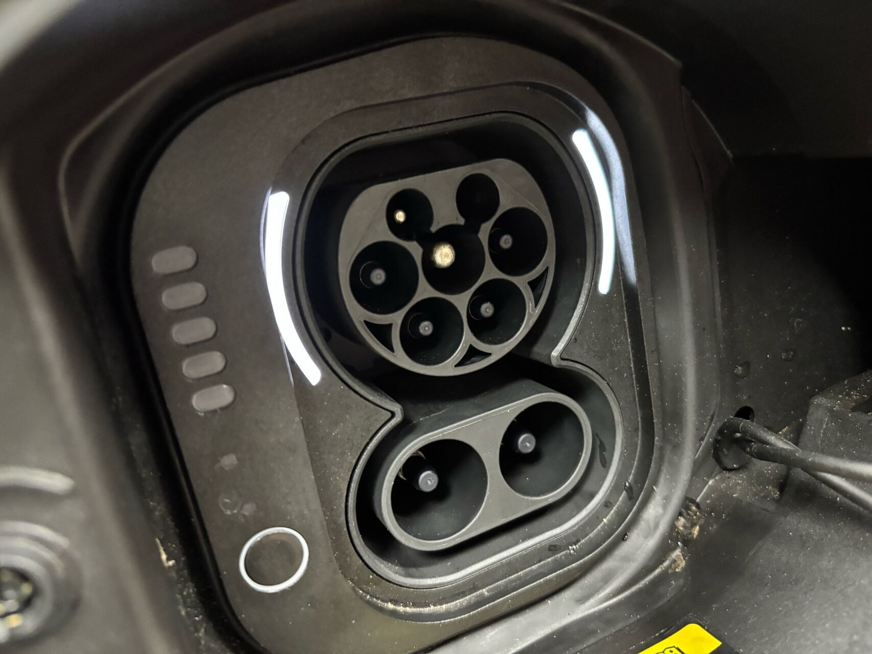 Rød Fiat 500e fra 2023