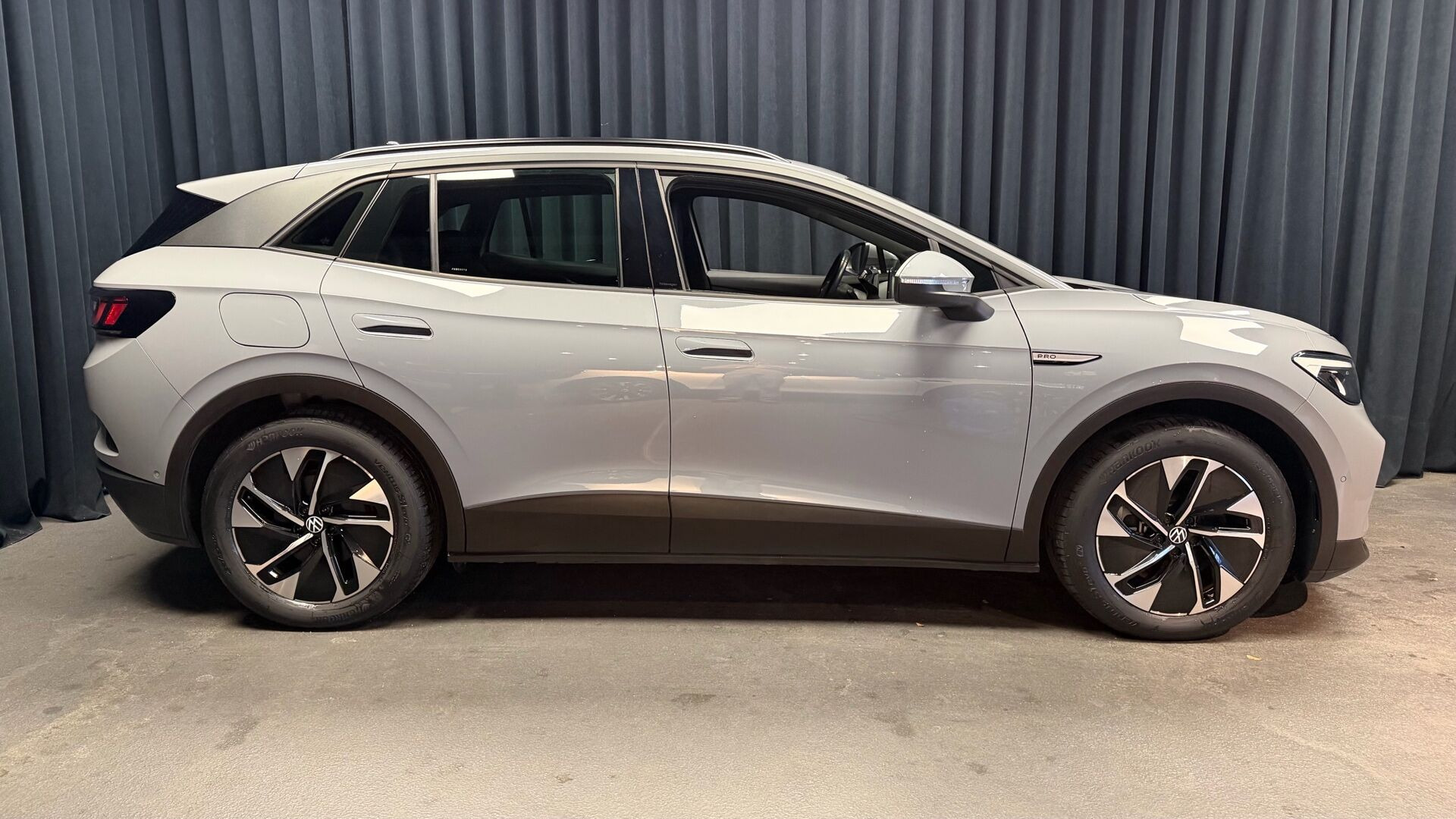 Grå VW ID.4 fra 2023