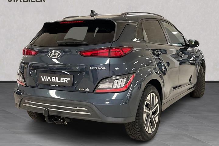 Blå Hyundai Kona fra 2021