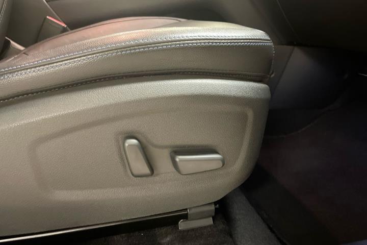 Blå Hyundai Kona fra 2021