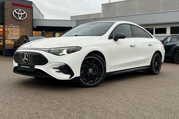 Hvid Mercedes CLA250+ fra 2026