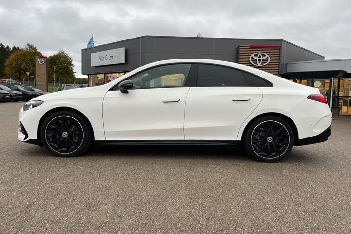 Hvid Mercedes CLA250+ fra 2026