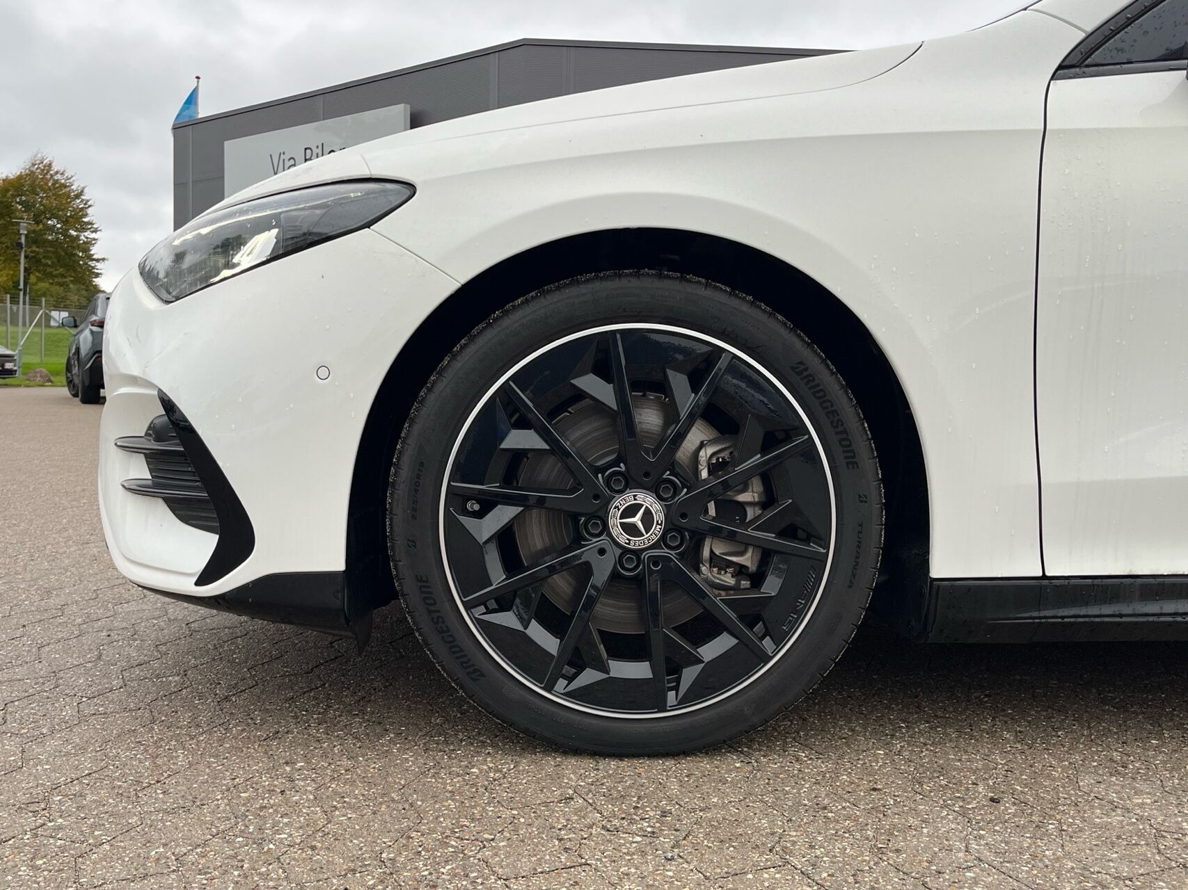 Hvid Mercedes CLA250+ fra 2026