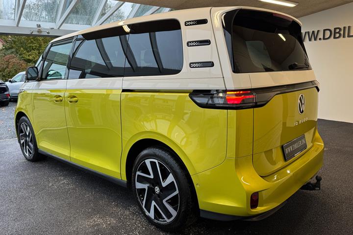 Gul VW ID.Buzz fra 2023
