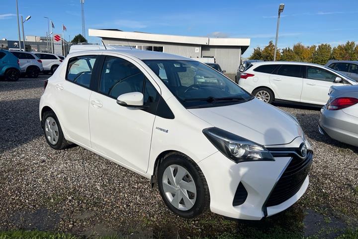 undefined Toyota Yaris fra 2016