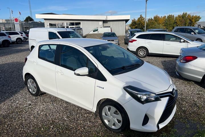 undefined Toyota Yaris fra 2016