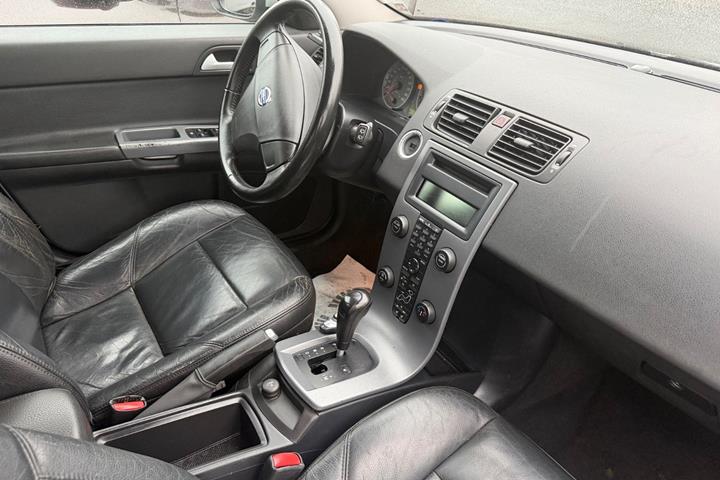 Sølv Volvo V50 fra 2006