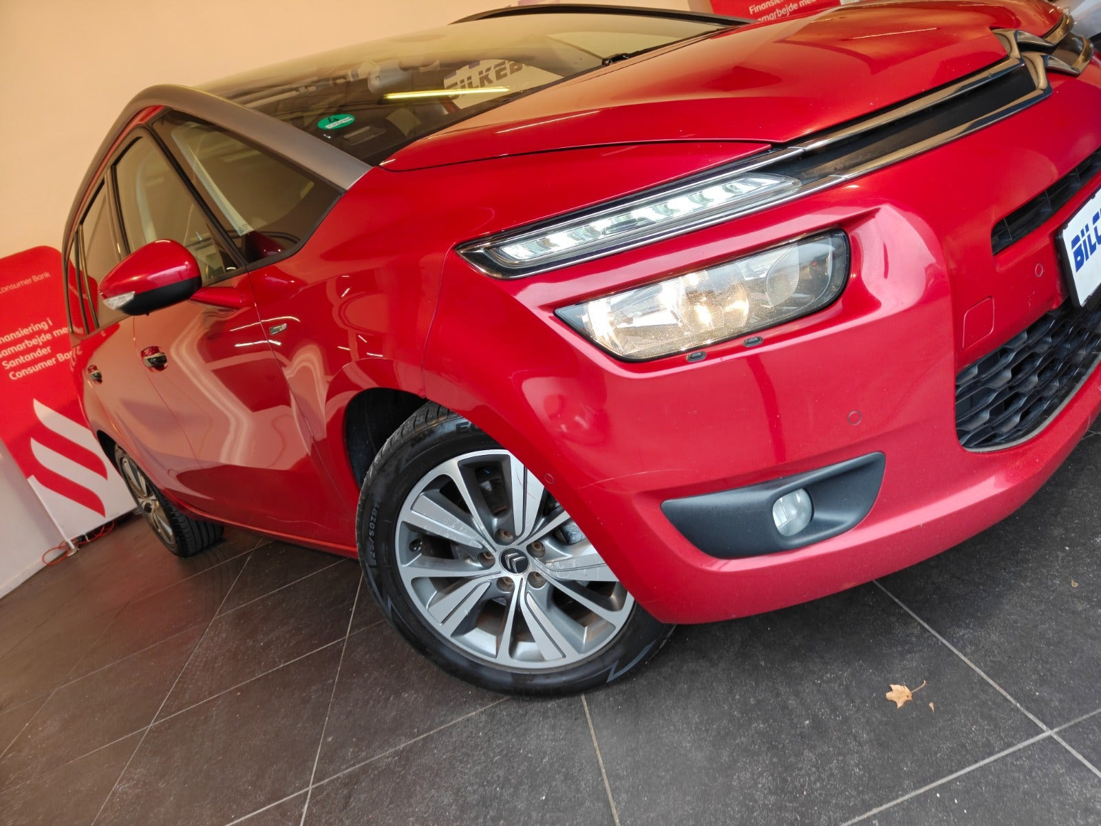 Rød Citroën Grand C4 Picasso fra 2016