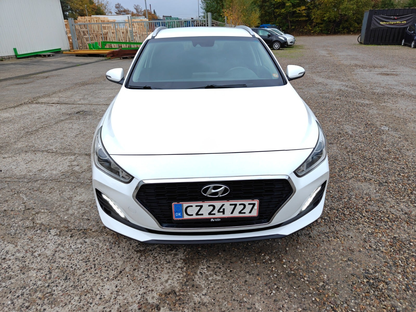 Gul Hyundai i30 fra 2020