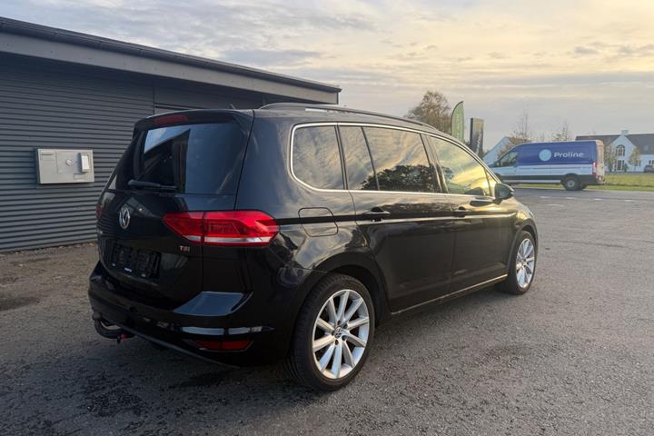 undefined VW Touran fra 2016