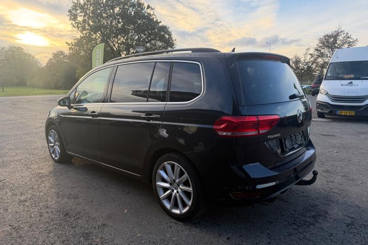 undefined VW Touran fra 2016