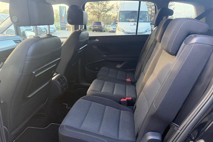 undefined VW Touran fra 2016