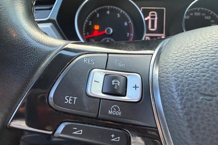 undefined VW Touran fra 2016