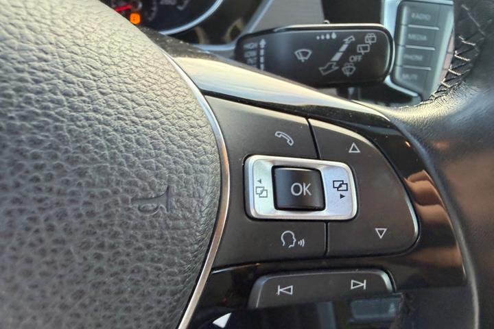 undefined VW Touran fra 2016