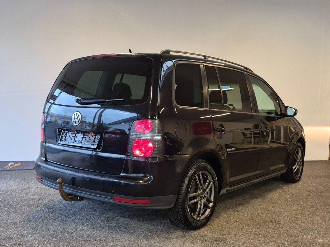 Sort VW Touran fra 2010