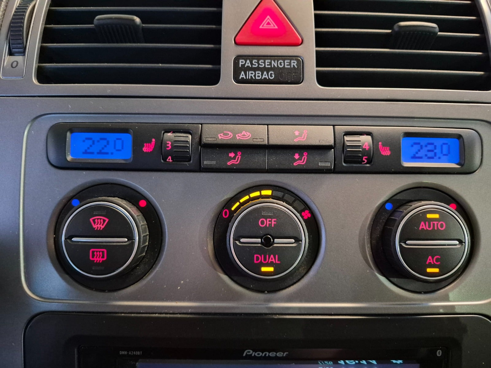 Sort VW Touran fra 2010