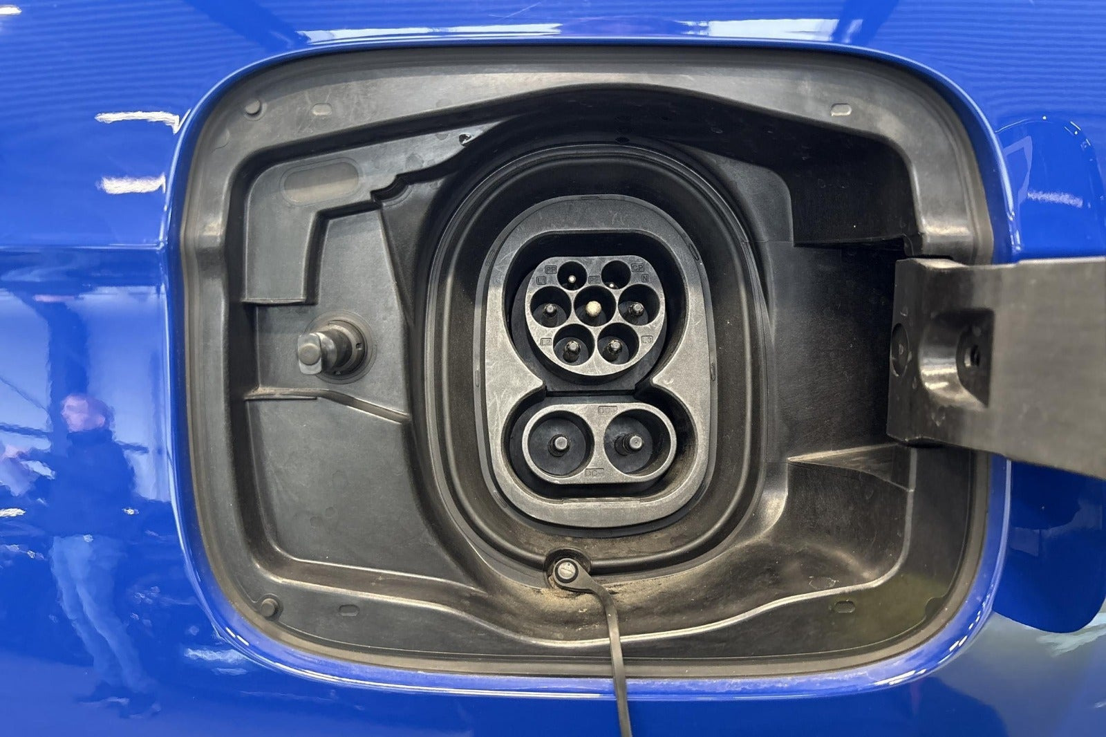 Blå Skoda Enyaq fra 2023