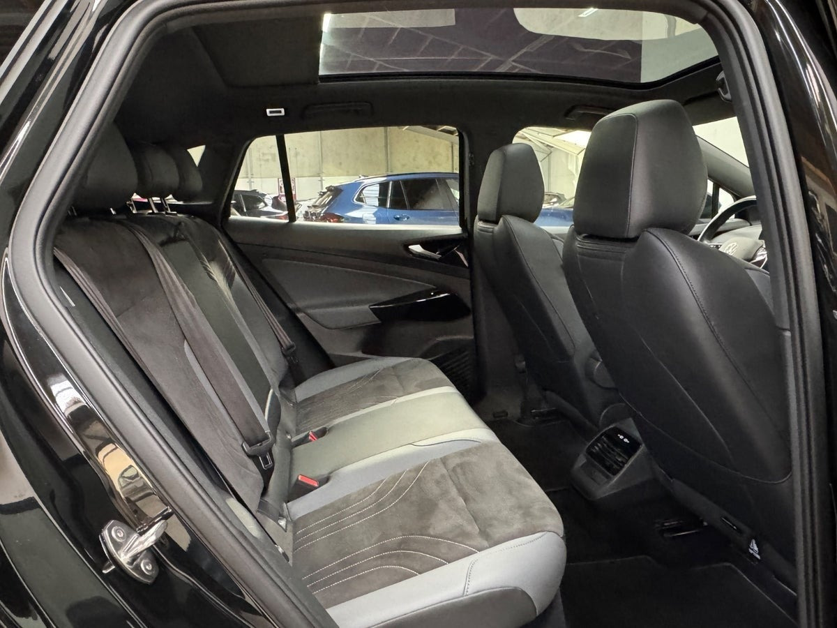Sort VW ID.4 fra 2023