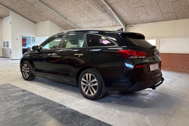 Sort Hyundai i30 fra 2017